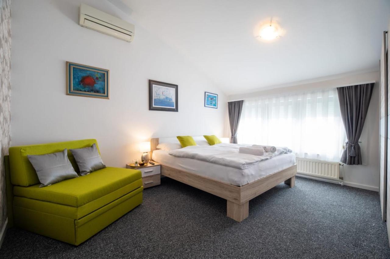 Four Roses Bed & Breakfast Zagreb Ngoại thất bức ảnh