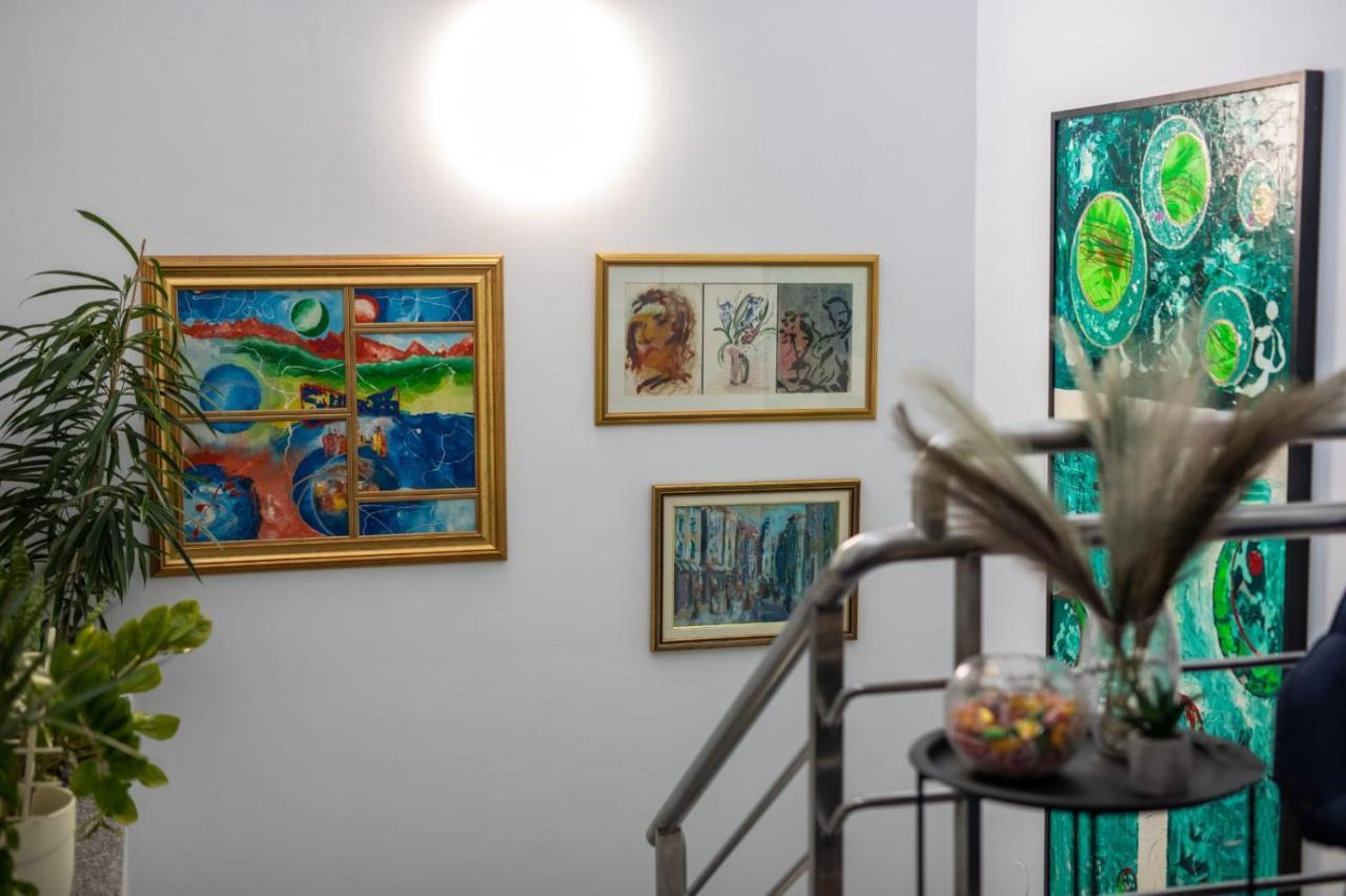 Four Roses Bed & Breakfast Zagreb Ngoại thất bức ảnh