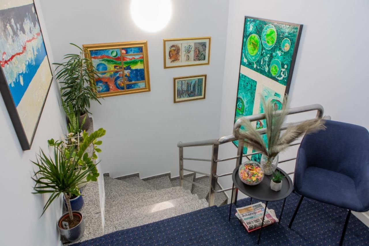Four Roses Bed & Breakfast Zagreb Ngoại thất bức ảnh