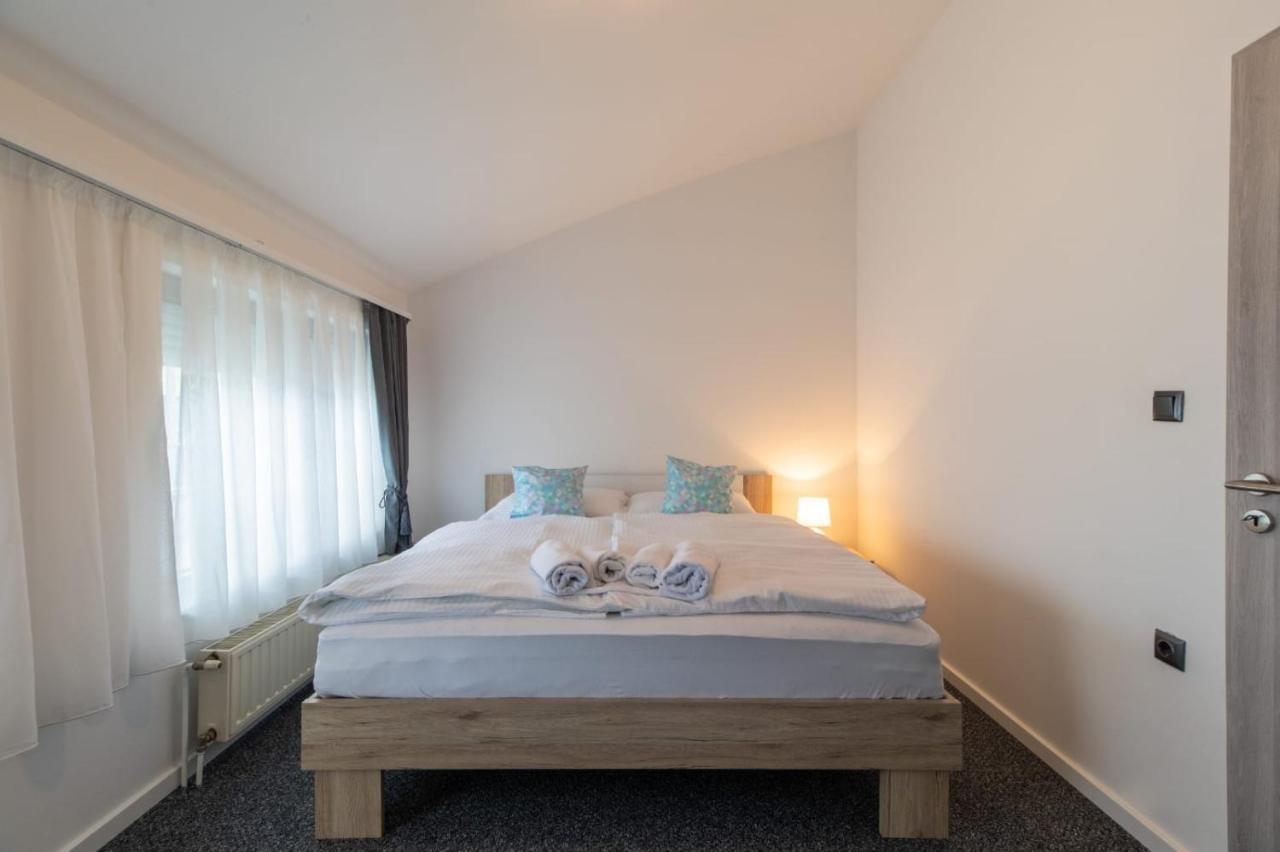 Four Roses Bed & Breakfast Zagreb Ngoại thất bức ảnh