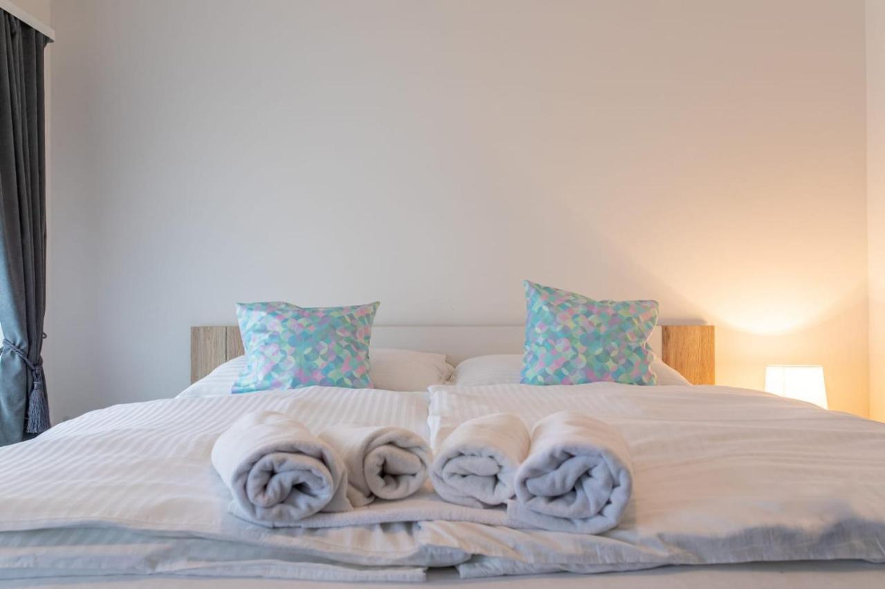 Four Roses Bed & Breakfast Zagreb Ngoại thất bức ảnh