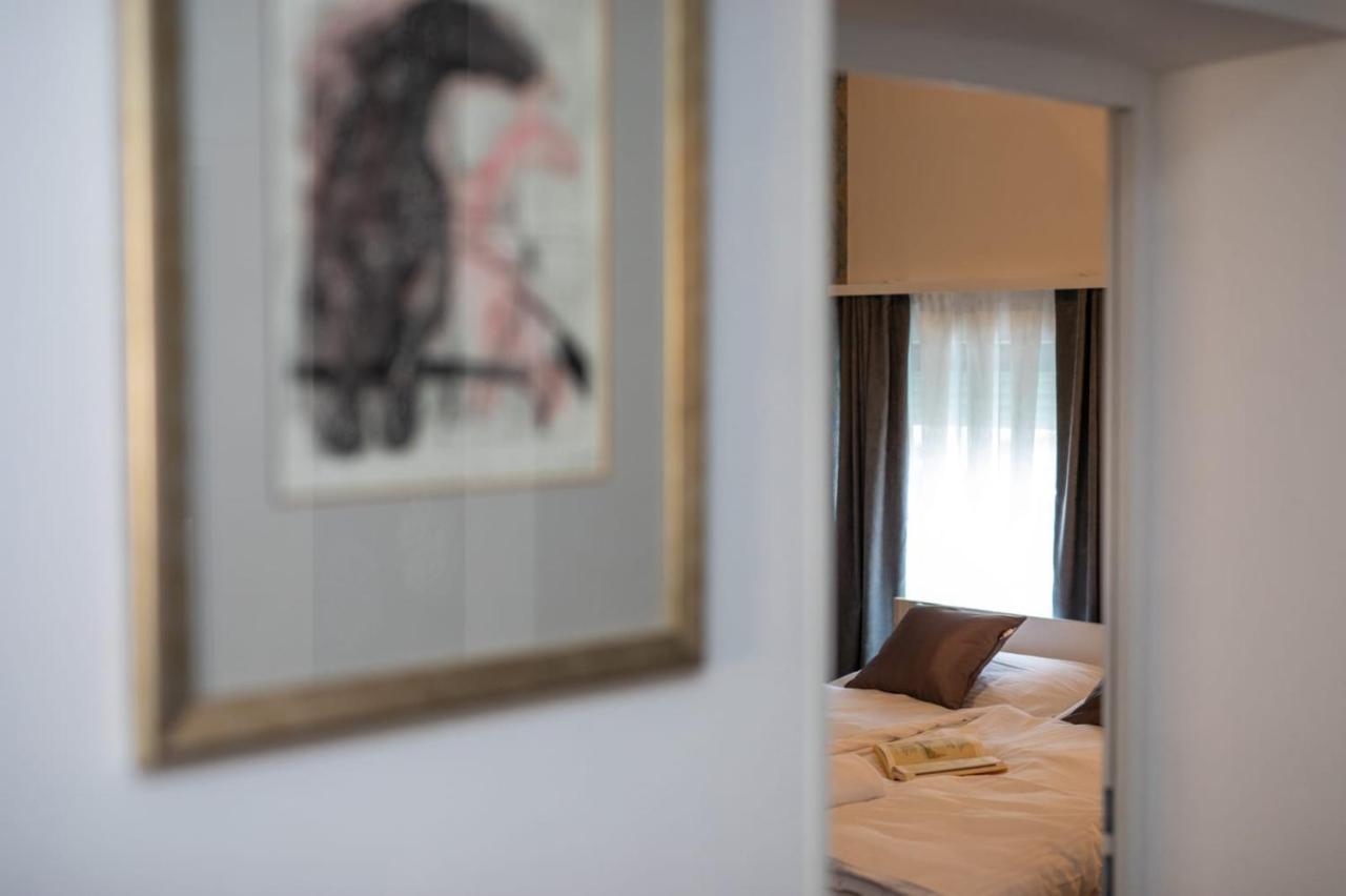 Four Roses Bed & Breakfast Zagreb Ngoại thất bức ảnh