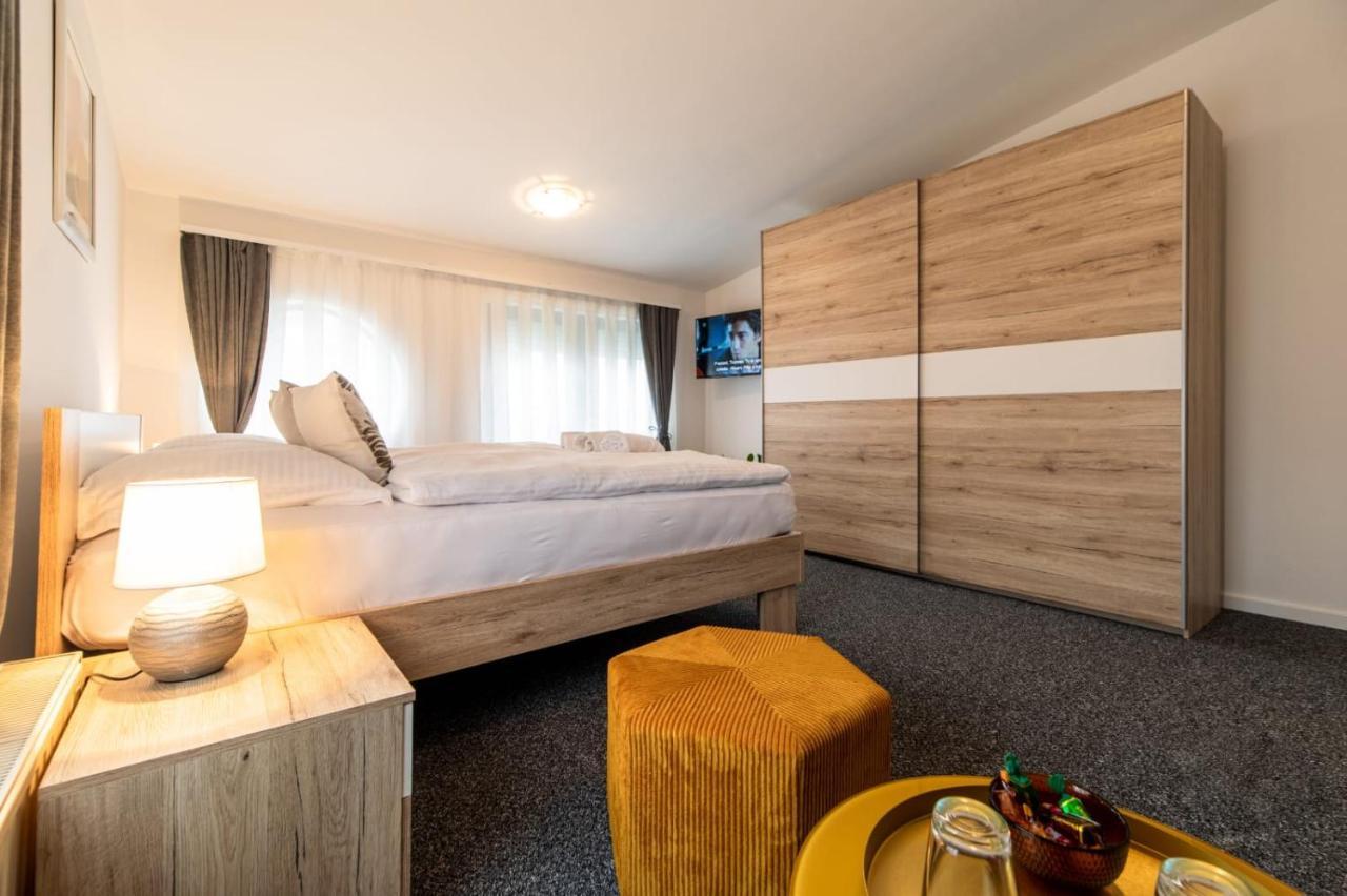 Four Roses Bed & Breakfast Zagreb Ngoại thất bức ảnh